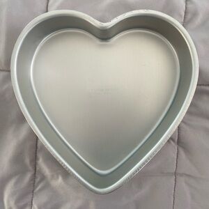 Wilton Heart Shaped Aluminum Cake Pan